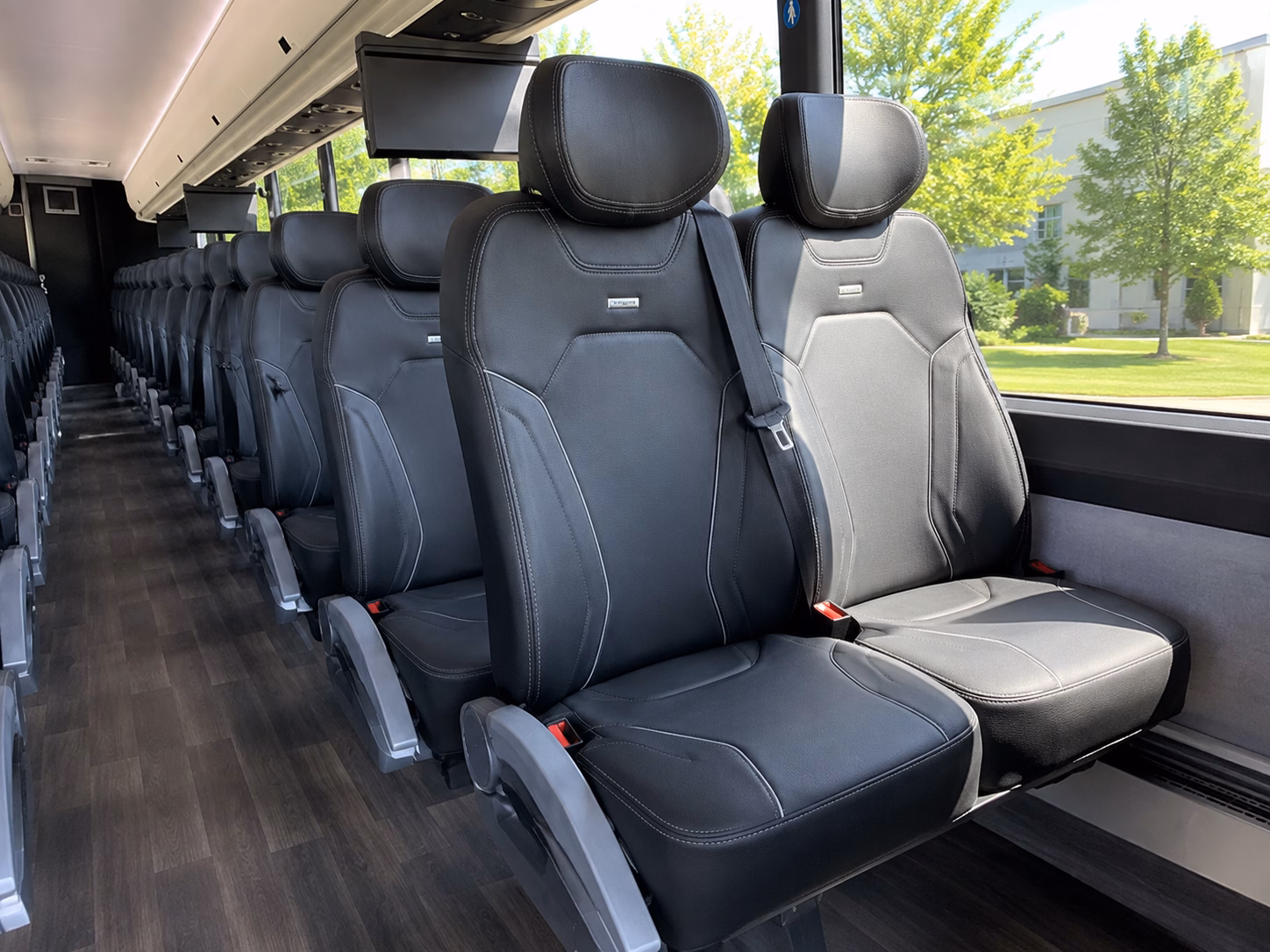 buses for wedding guests shuttling between buckhead hotels and atlanta venues