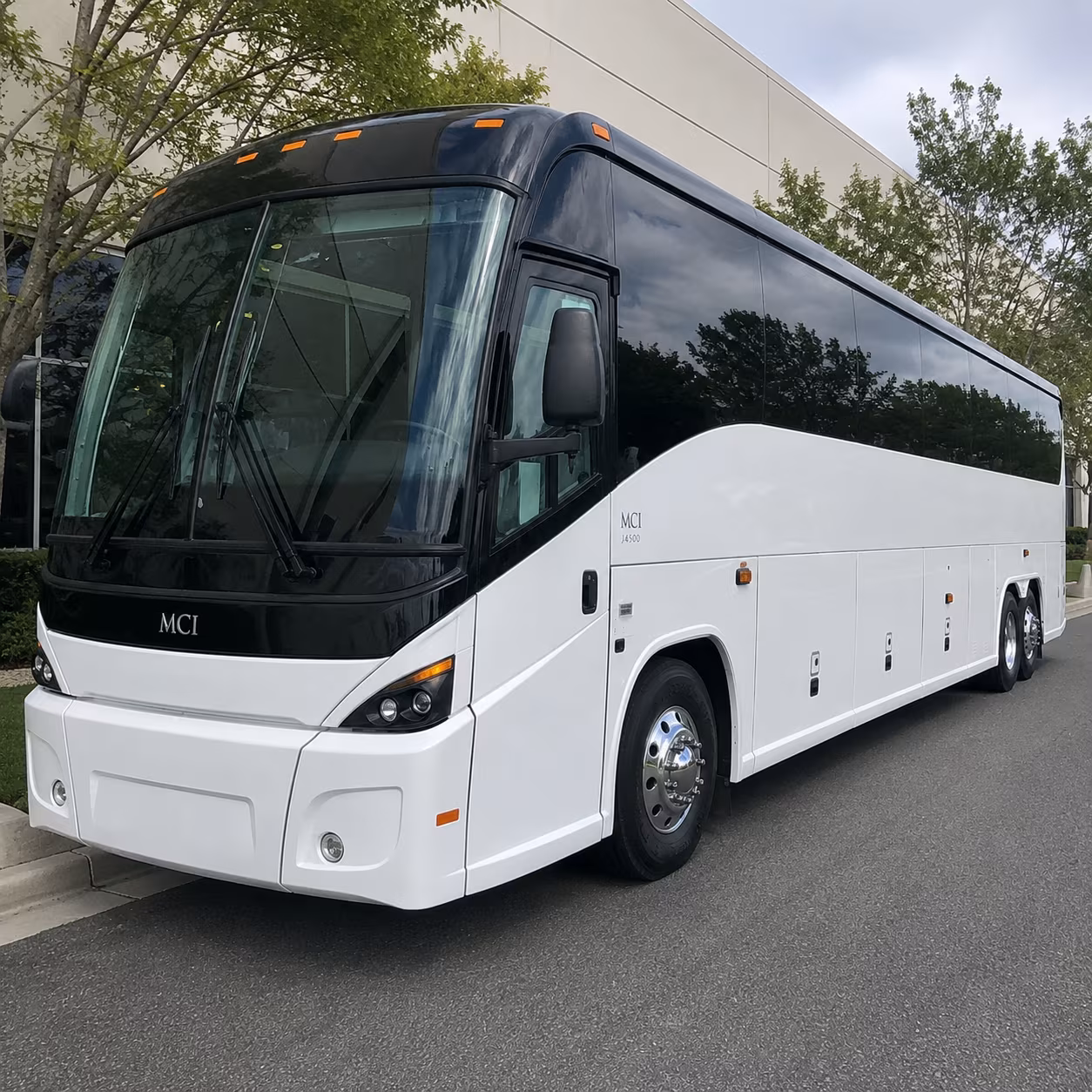 corporate and convention shuttle buses between atl and the georgia world congress center